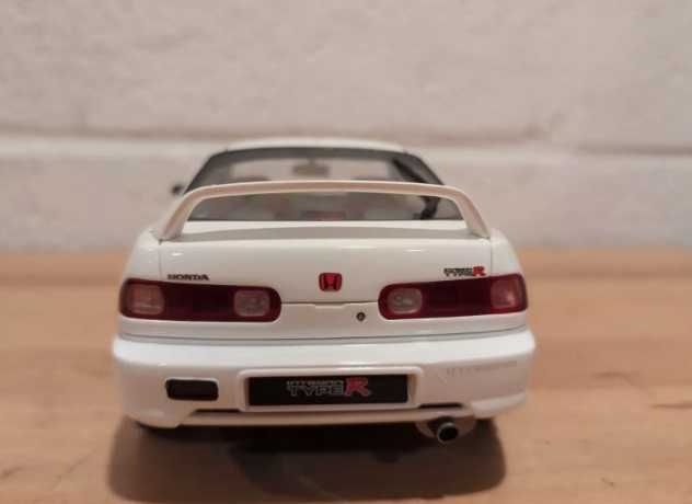 1/18 Honda Integra DC2 Euro Spec us - OTTO OT974