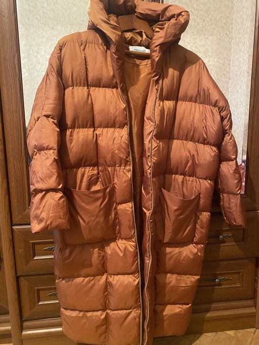 Пуховик зимове пальто нове