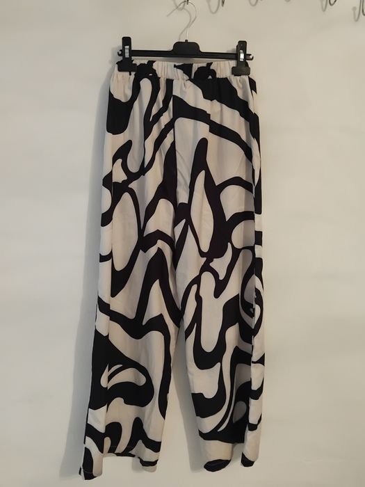 Calças largas da Shein