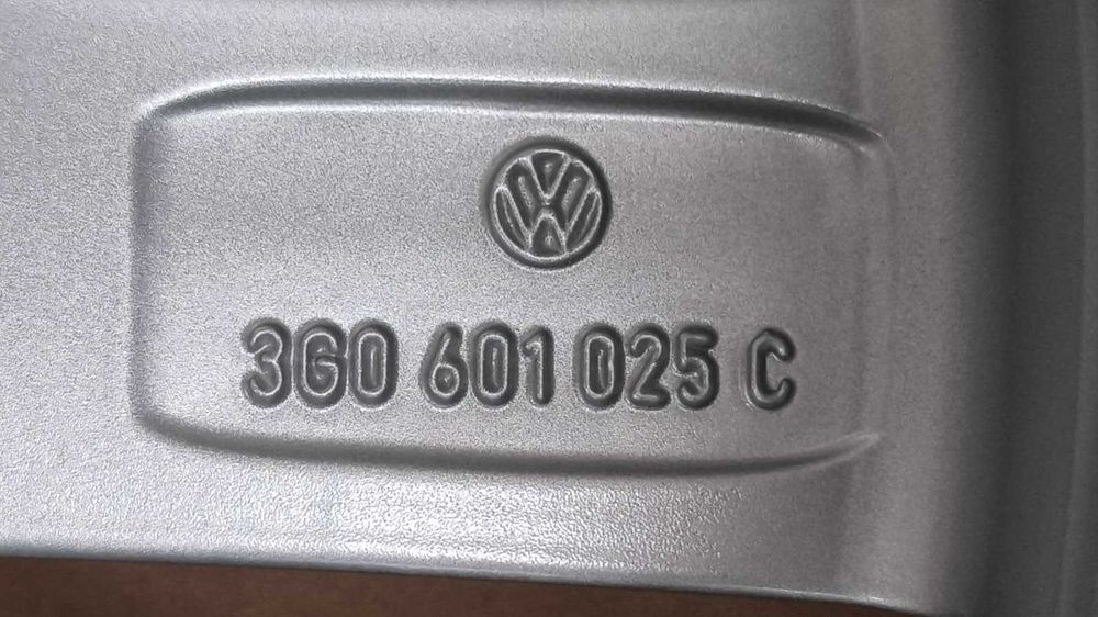 Felgi aluminiowe Vw Passat B8 Variant B8 Skoda Superb 17" 5x112 (OL789F)