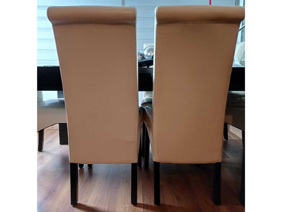 Conjunto 6 Cadeiras em Madeira Forradas a Napa Branca — 105 cm Altura