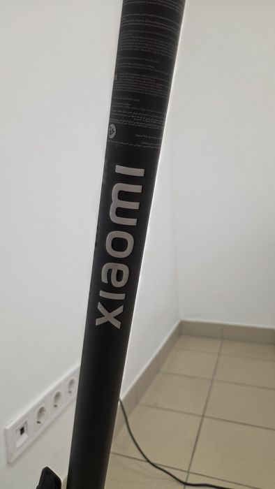 Продам свій електросамокат Mi Electric Scooter Elite GL