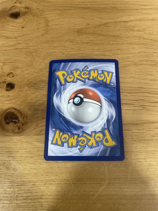 Carta pokeimone em excelente estado