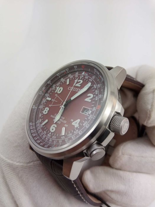 Часы Citizen CB0248-01X радиоконтроль, вечник, мировое время, сапфир