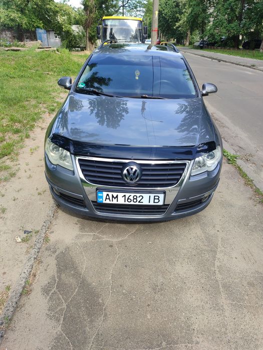 В продажі пасатик 2.0TDI