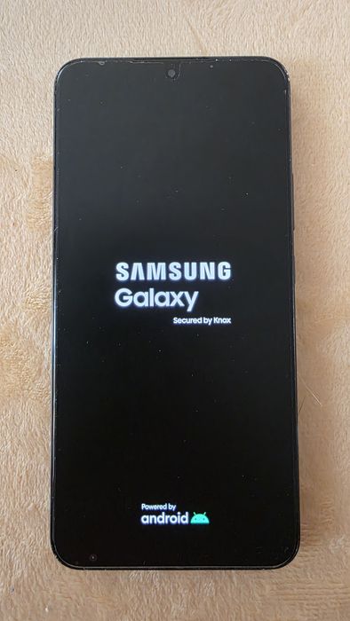 Samsung Galaxy S22+ (plus etui)