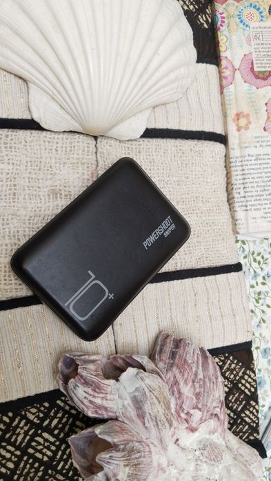 Два повербанка на 10000 и на 4300