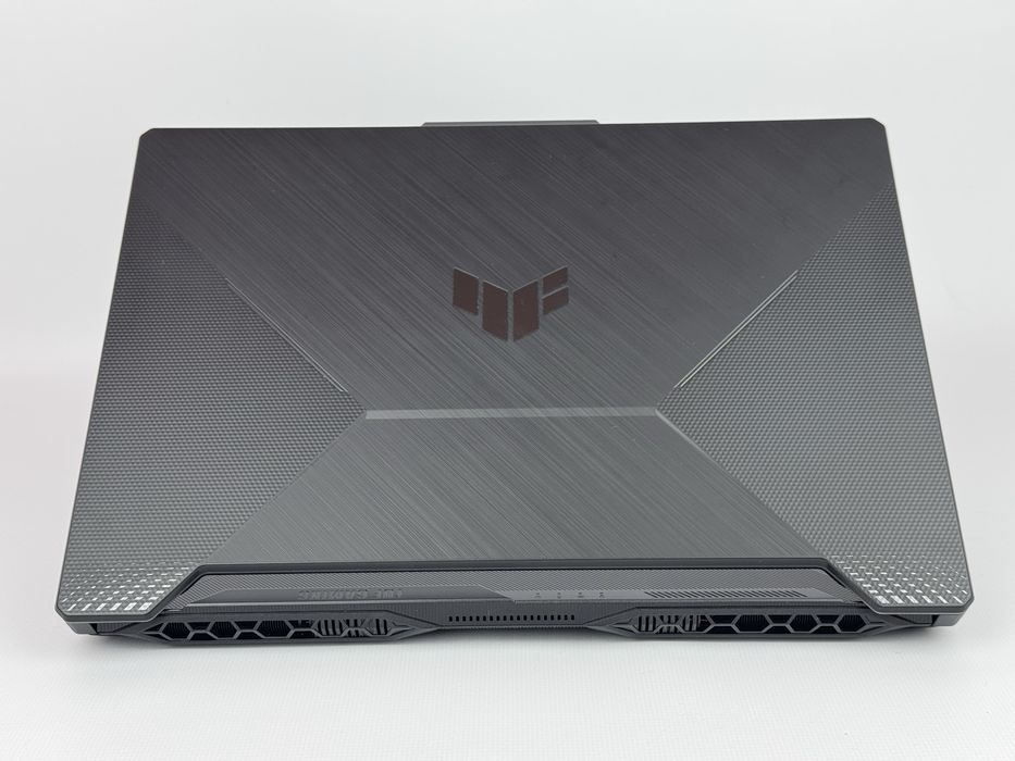 Asus Tuf Gaming A15 FA506N/15.6” 144Hz FHD/Ryzen 7/16 GB/512 GB SSD/RTX 3050