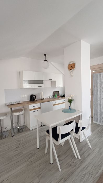 Mieszkania, apartamenty na wynajem w Chałupach