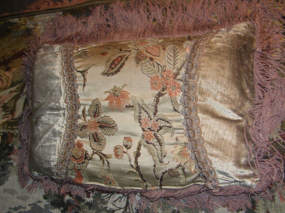 Тканный старинный гобелен Парчёвая вышитая наволочка Цена за ВСЁ