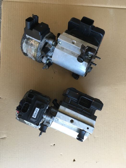 + Pompa hydrauliczna zawieszenia Citroen C5 X7 2008 - MK1 , C5 lift +