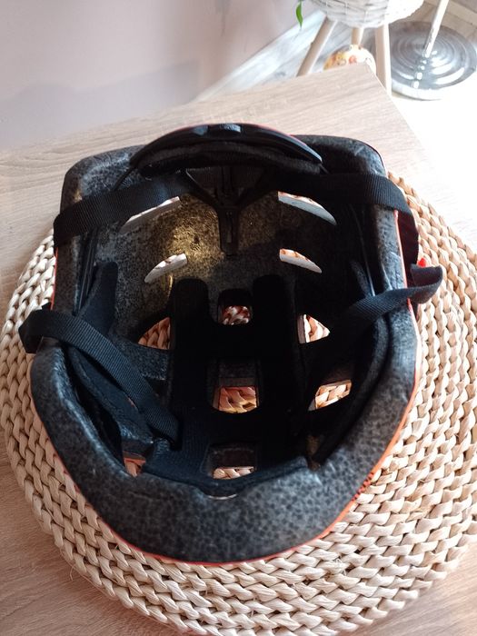 Kask rowerowy stan bardzo dobry rozmiar xs firmy RADVIK
