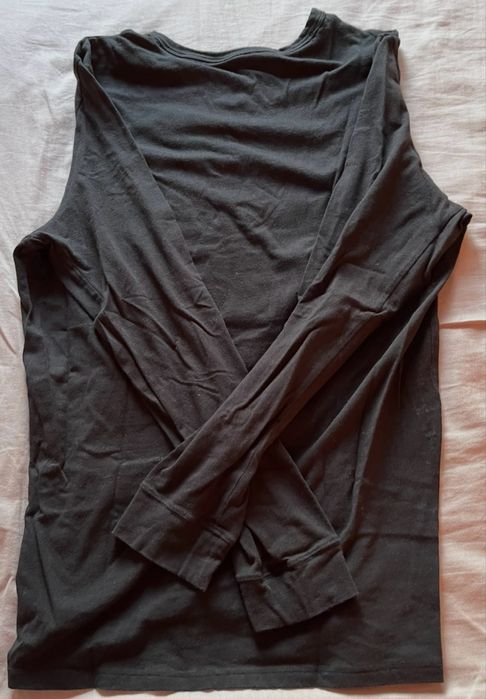 Vendo Pijama Calvin Klein. ( Não Baixa de Preço ).