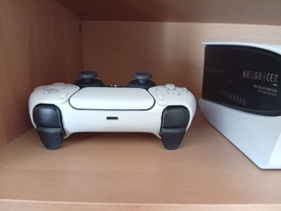Playstation 5 digital 825Gb com leitor de disco