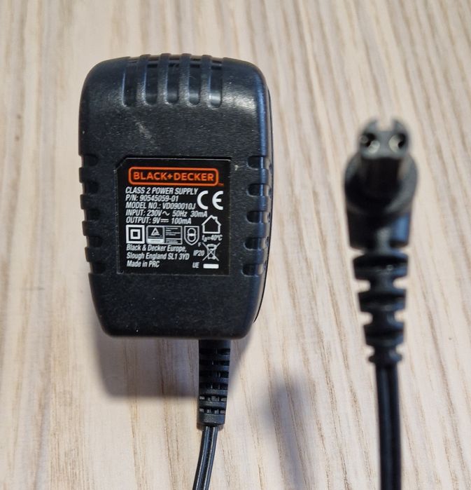 Carregador Black & Decker 9V