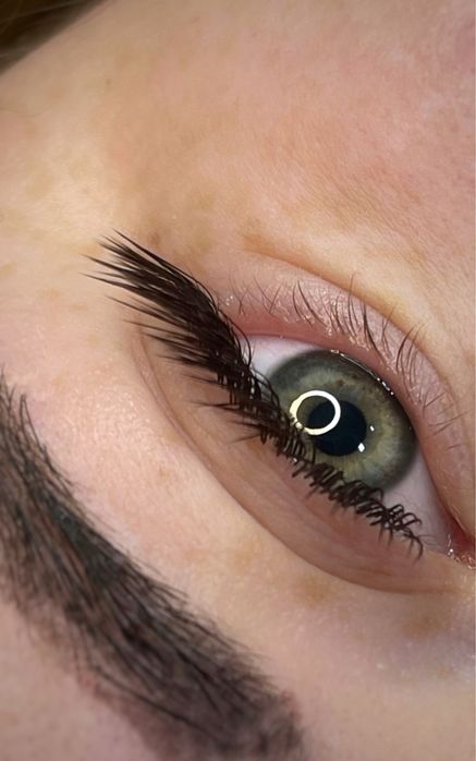 Нарощення вій/ Наращивание ресниц