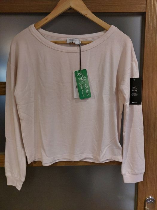 Krotki sweterek NA-KD Pamela XS