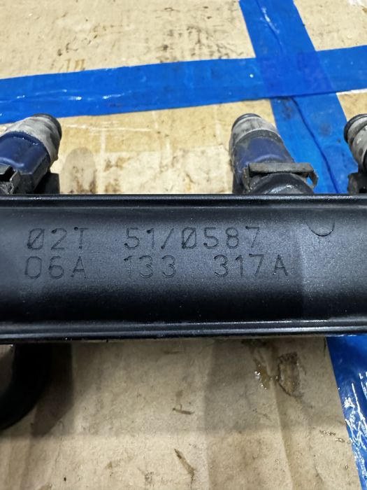 Топливная рейка рампа Audi A3 Seat Ibiza 2 Skoda Octavia Golf Bora