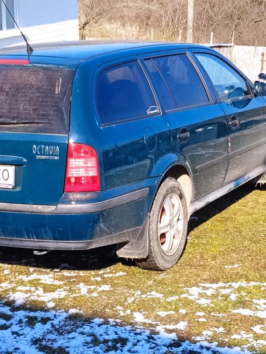 Шкода  Октавія Тур
