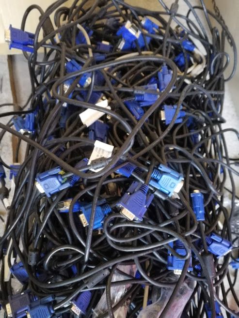 Кабель шнур VGA-VGA для ПК монитора оригинал Германия 1.8м гурт бу