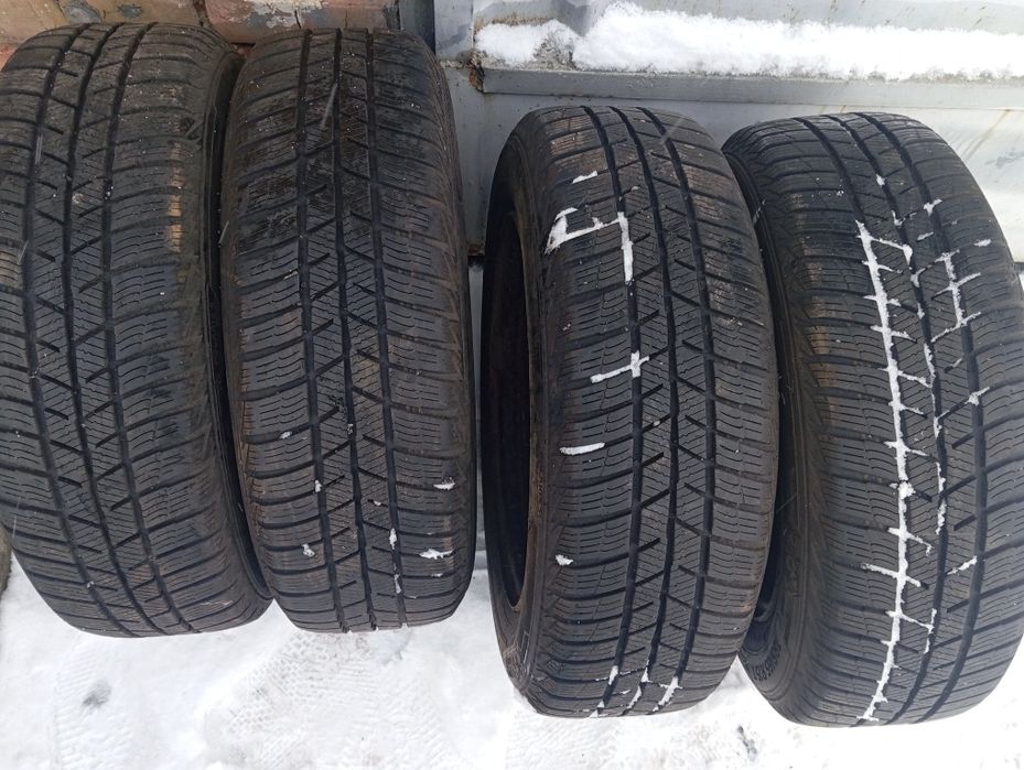 Дача Логан / сандеро зимові колеса в зборі  185.65.15.