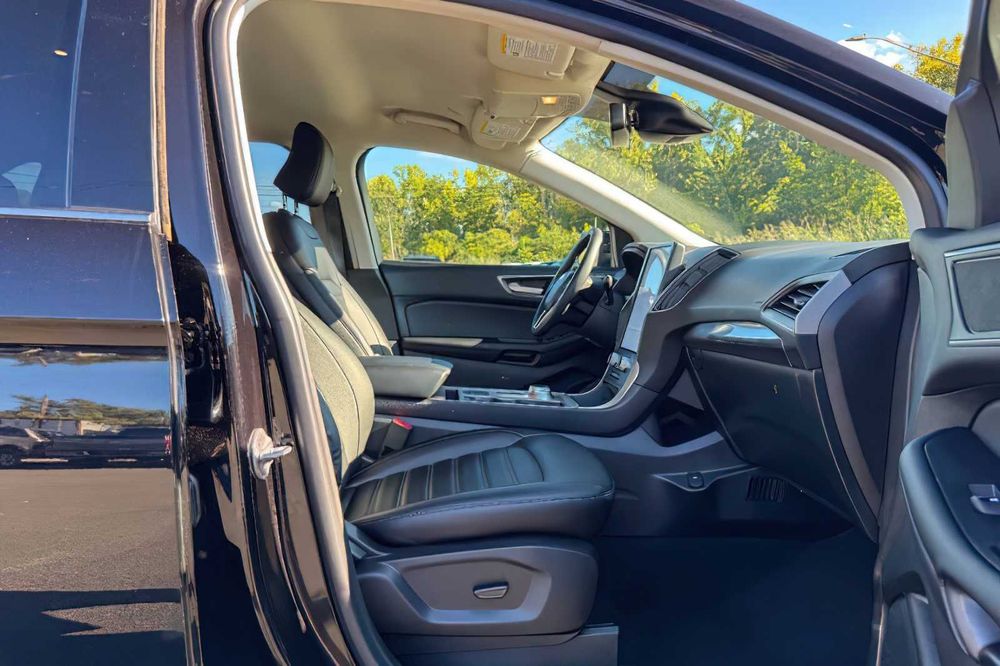 Ford Edge      2023
