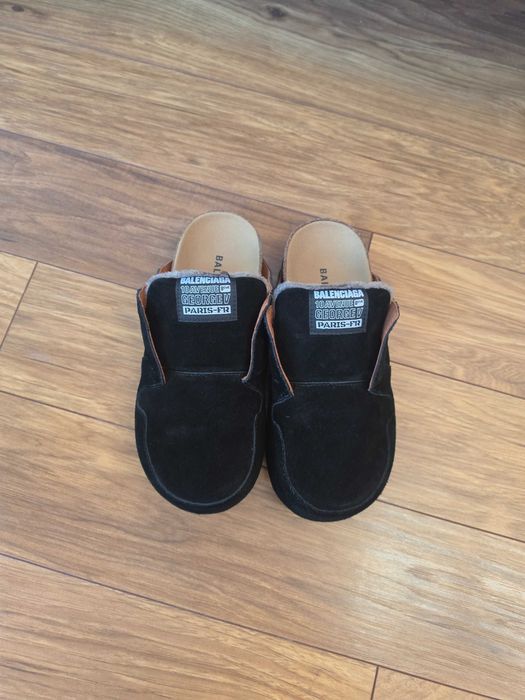 Balenciaga klapki Dumbo