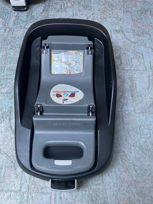 Fotelik MAXI COSI Pearl z bazą FamilyFix 9-18kg ISOFIX