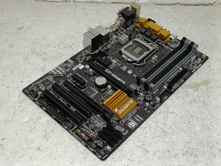 【即購入⭕️】BIOS確認済 GIGABYTE Z97＋Core i7セット gigabyte z97 - купить комплектующие для ПК - Цена на OLX.ua