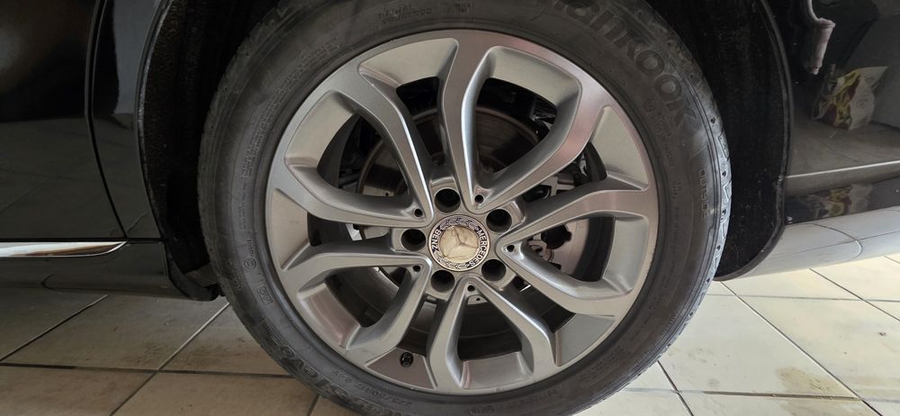 Vendo ou troco jantes 17 da mercedes