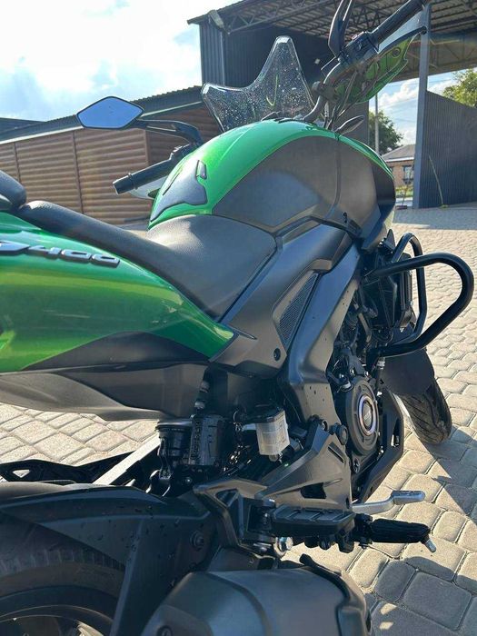 Продам мотоцикл BAJAJ DOMINAR D400