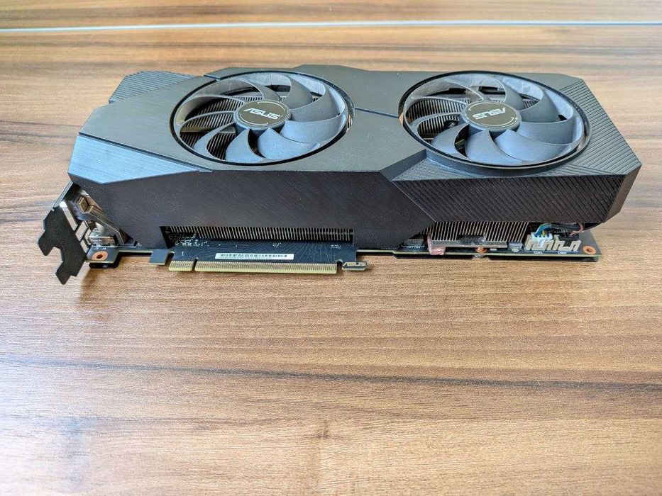 Продам видеокарту Asus GeForce RTX 2070 DUAL EVO