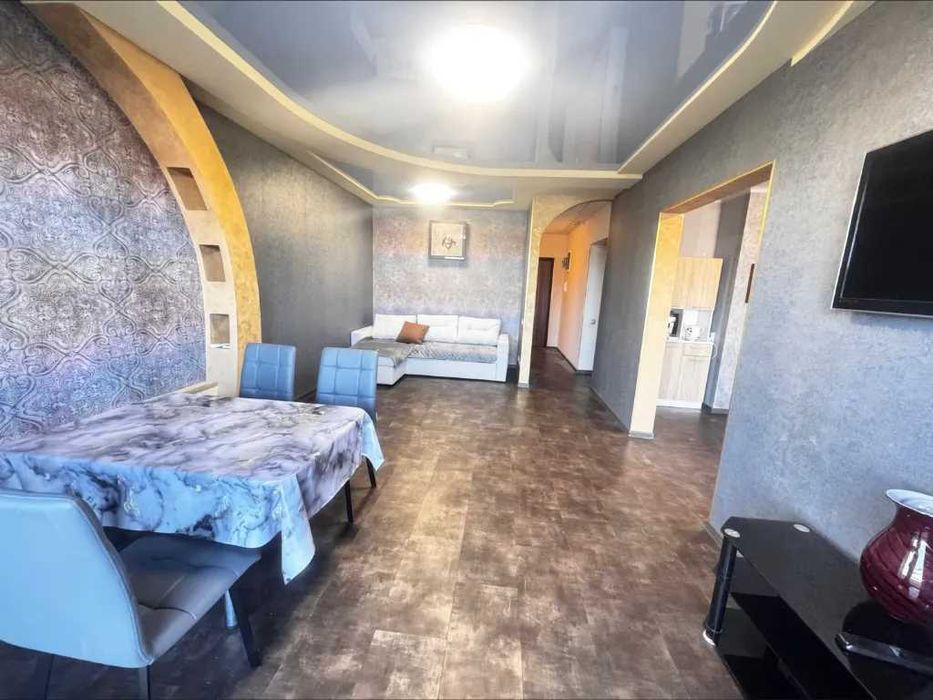 Оренда великої 3к квартири з кап.ремонтом