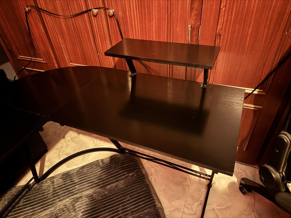 Secretaria em otimo estado