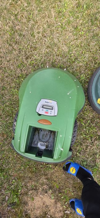 Robot koszący 2000 m2