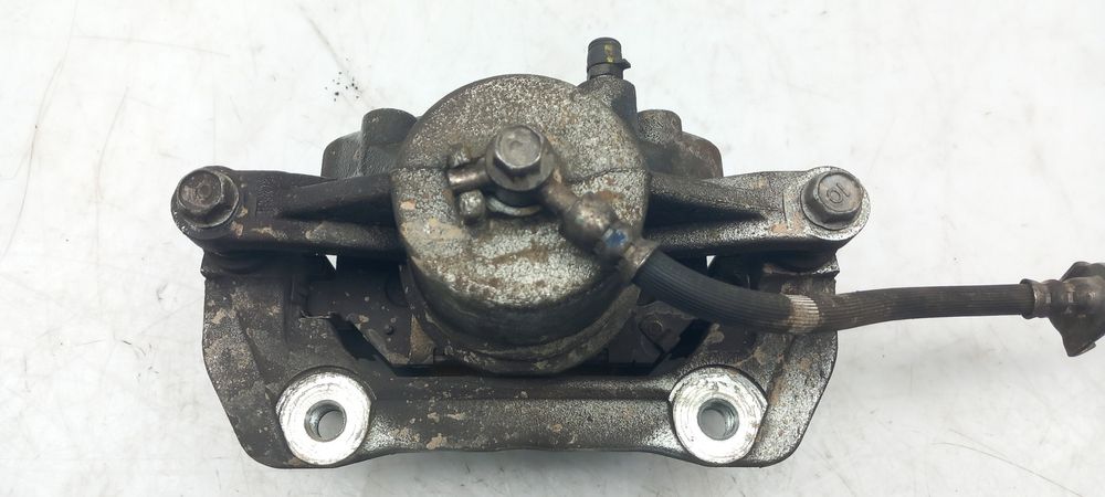 Pinça travão / maxila de travão frente direita KIA Ceed (CD)