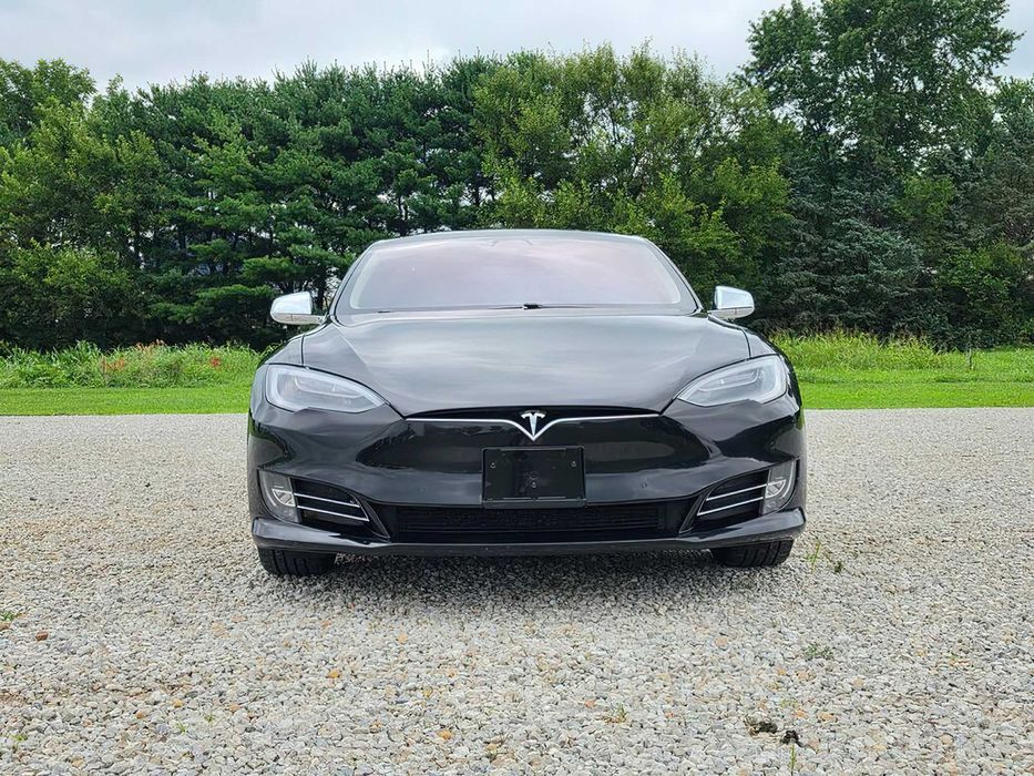 Tesla Model S 100D      2019