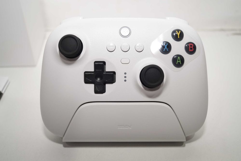 Bezprzewodowy Pad kontroler 8BitDo 81HA Windows Android Apple BT 2.4G