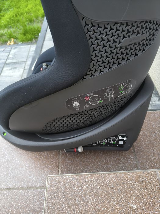 Fotelik Cybex Sirona GI+ z bazą obrotową Isofix