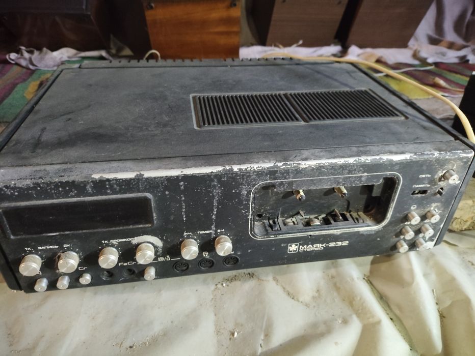 Магнітофон Маяк з колонками 3 комплекти