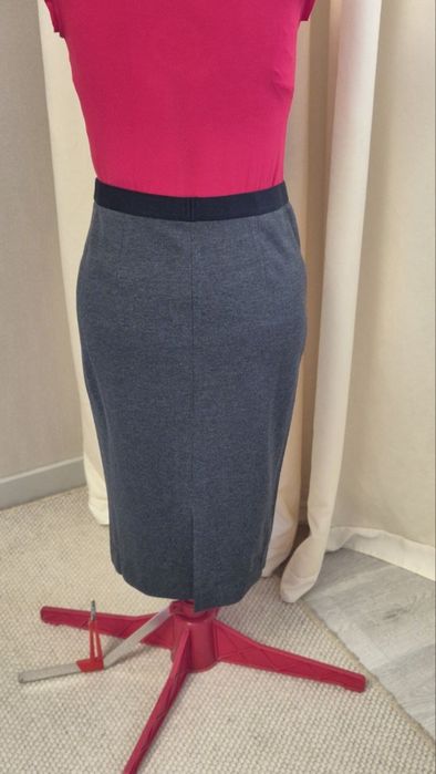 Спідниця-олівець Uniqlo Ponte Pencil Skirt