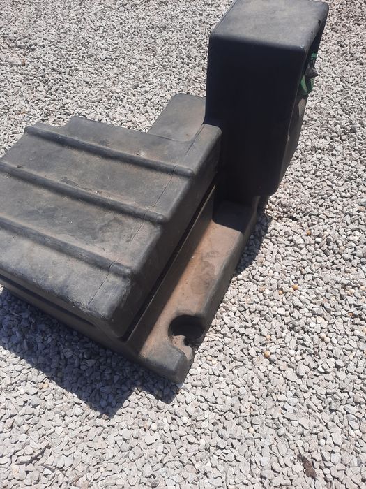 Tanque de combustível 150 L , 
Utilização so em gasóleo, pode ser adap