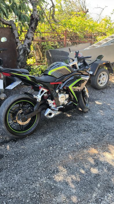 Продам VOGE 300rr