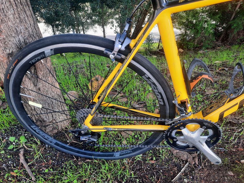 Bicicleta carbono 9 com durace e vision