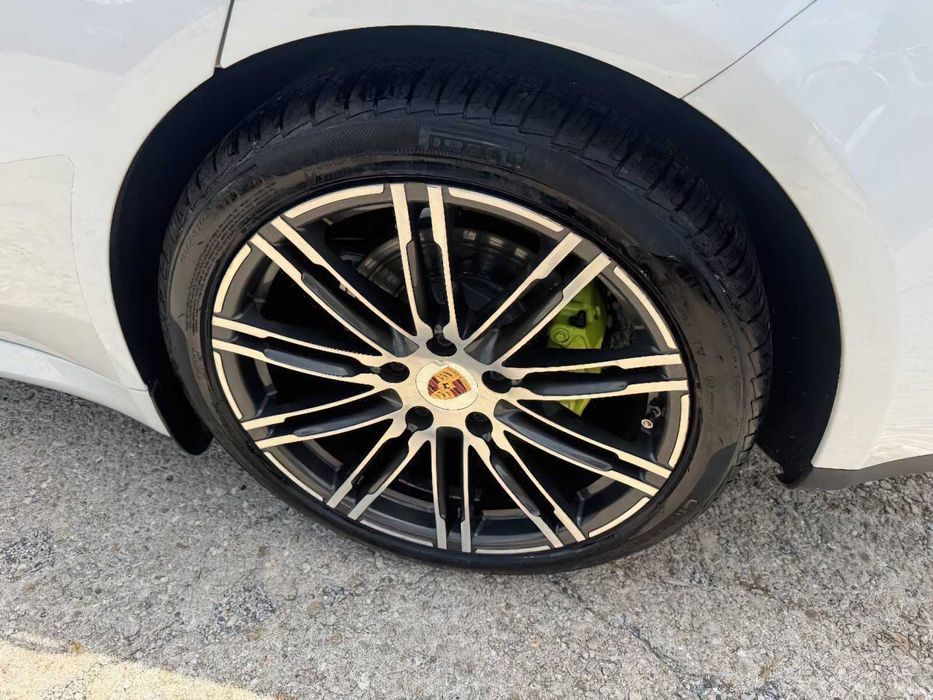 Porsche Panamera      2015