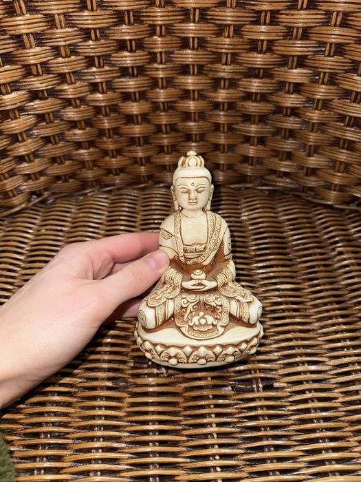 Будда статуетка