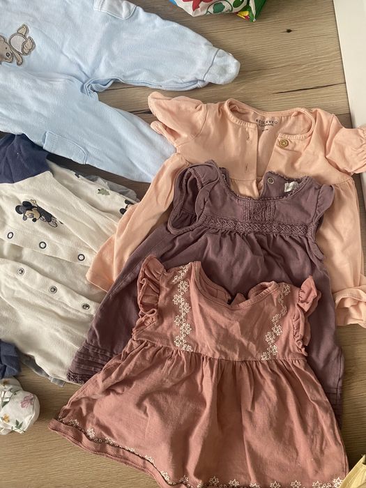 Paka ubranek niemowlecych