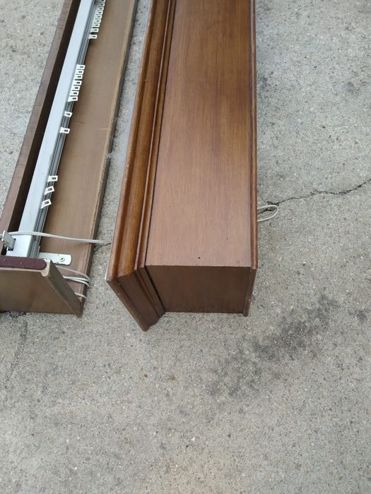 Sanefa de madeira para cortinados