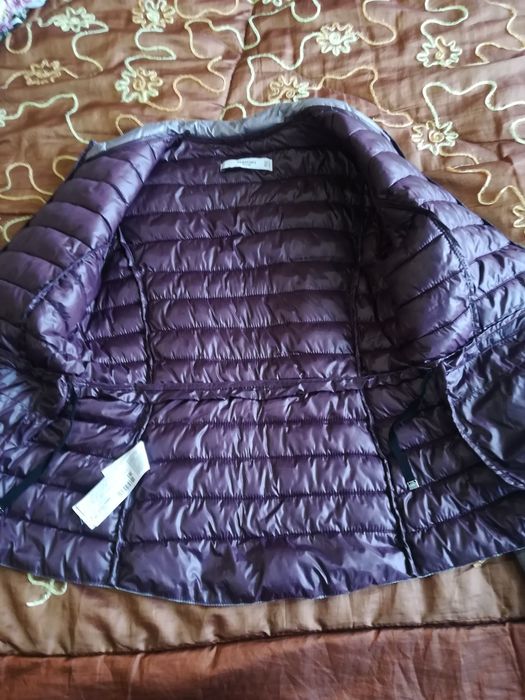 Продам демі курточку