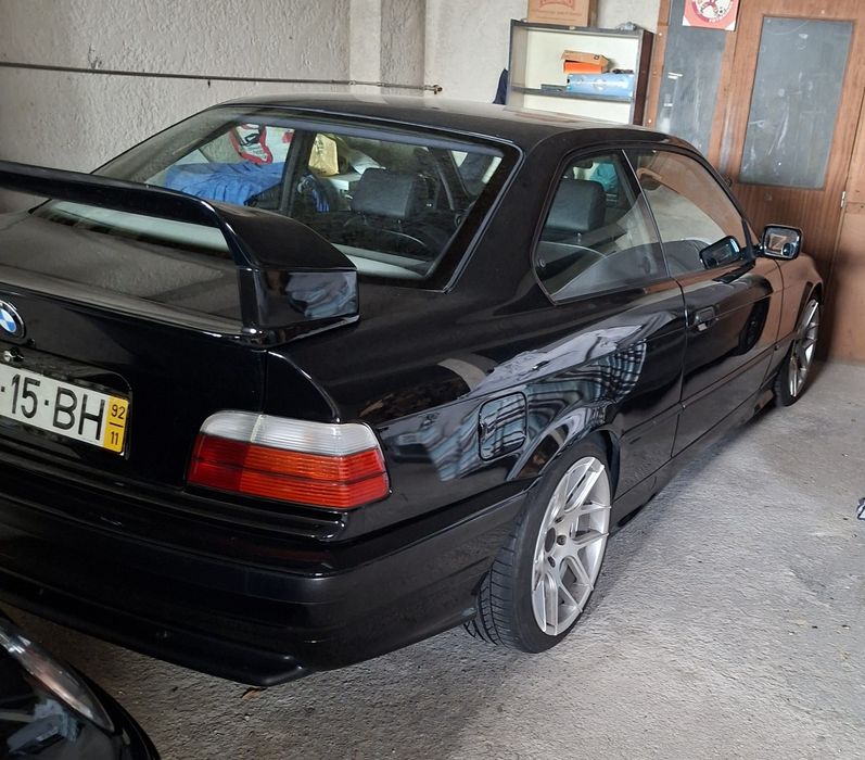 BMW 318is em bom estado